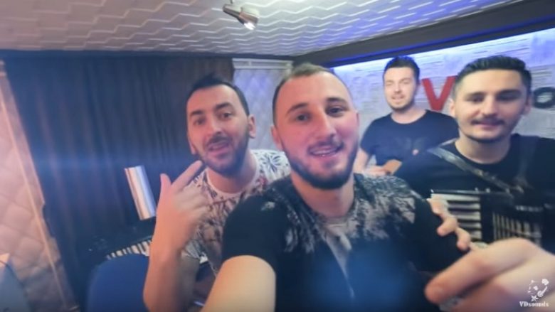 Valon Biba dhe DJ QRK sjellin këngën “E ëmbla” (Video)