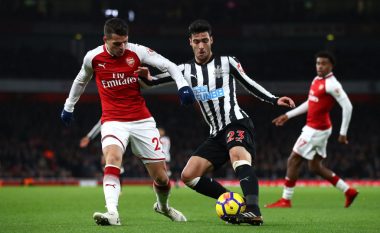 Arsenal 1-0 Newcastle, nota e Xhakës dhe të tjerëve (Foto)