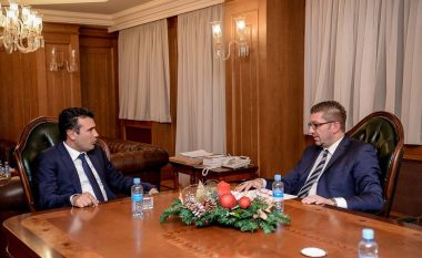 Zaev e pranon ftesën e Mickoskit për duel televiziv
