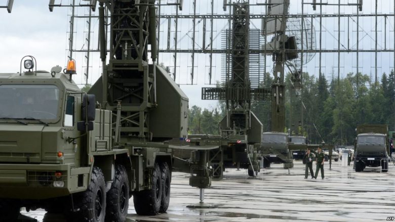 Rusia aktivizon tre radarë, pas rritjes së tensioneve në Korenë Veriore