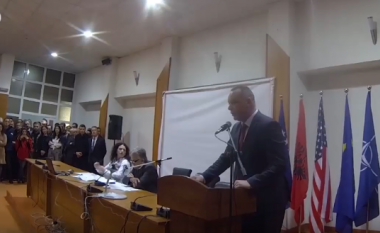 Inaugurohen kryetari dhe asambleistët e rinj të Deçanit (Video)