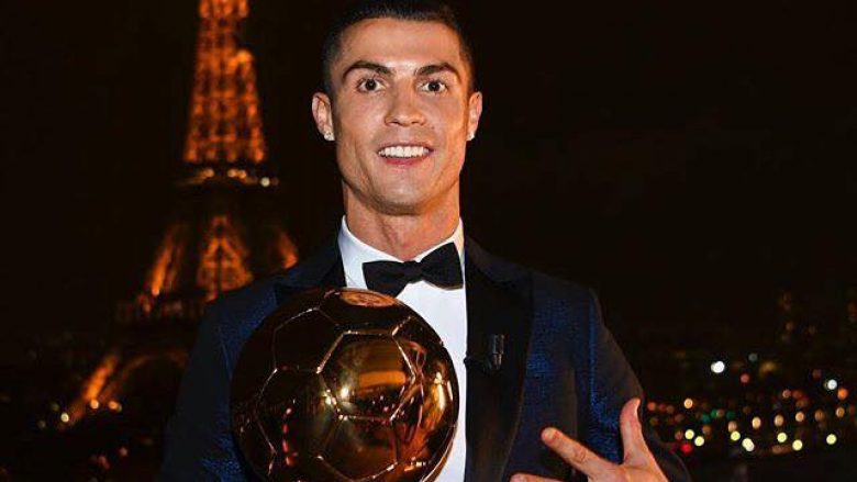 Ronaldo reagon edhe në rrjetet sociale pas fitimit të Topit të Artë (Foto)