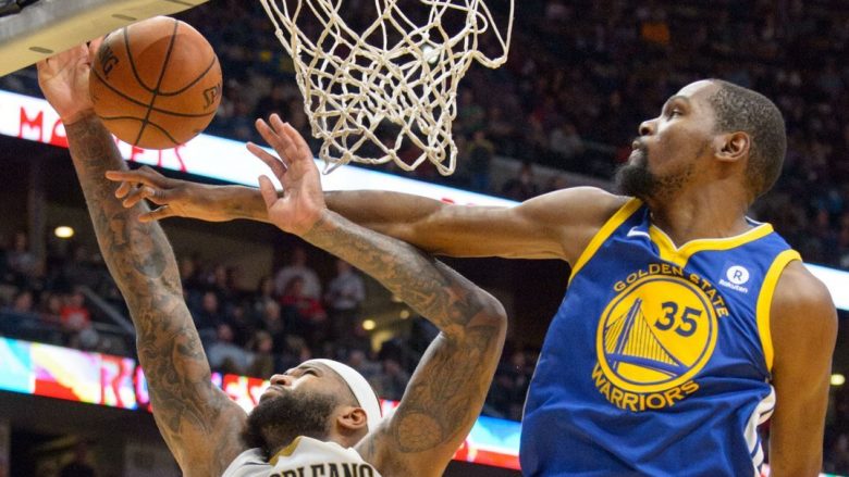 Golden State përmbysë disavantazh prej 21 pikësh, lëndohet Curry – Spurs mban ecurinë në shtëpi, tri lojtarë me double double – Irving i pandalshëm në fitoren e Bostonit (Video)