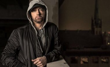 Eminem ka bashkëpunime me Ed Sheeran dhe Alicia Keys për “Revival” (Video)