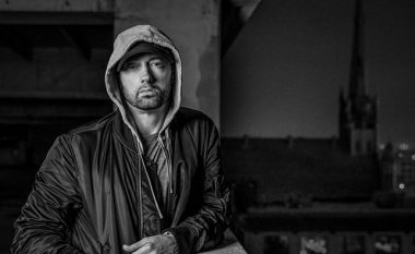 Eminem: Dua ta shkatërroj Machine Gun Kellyn