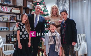 Për fundvit te familja kryeministrore, dhuratat dhe 'magjia' e festave trokasin në shtëpinë Haradinaj (Foto)