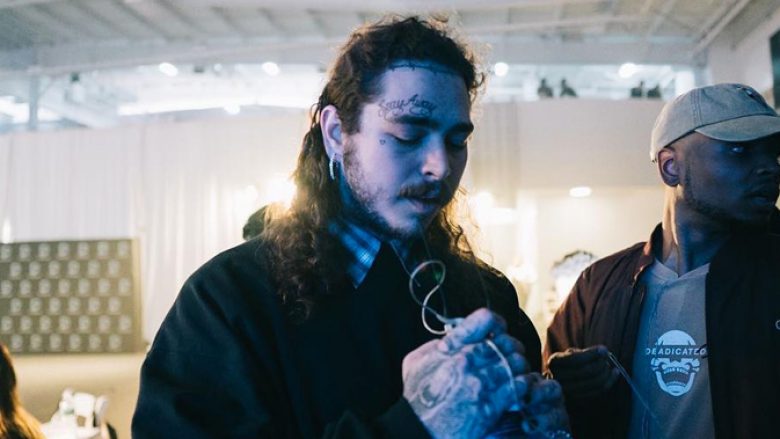 Post Malone thotë se “White Iverson” është kënga e vetme e tij e mirë (Video)