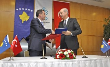 Kosova dhe Turqia nënshkruajnë marrëveshje bashkëpunimi në fushën e kulturës