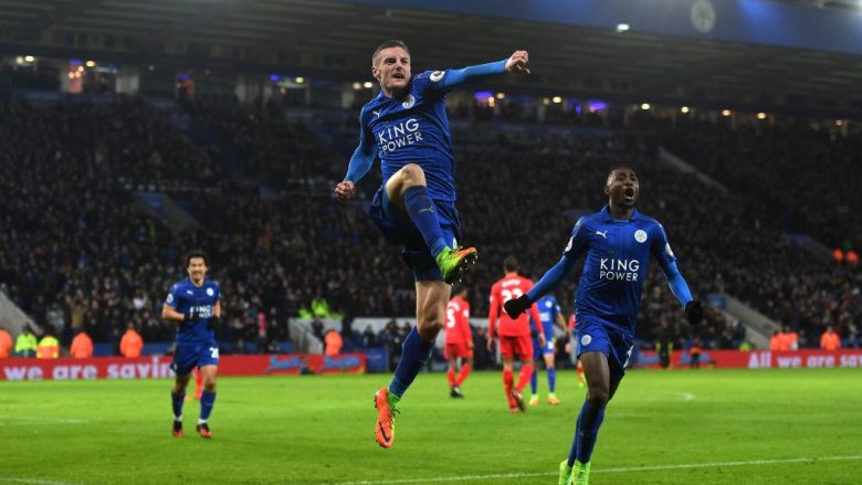 Leicesteri befason Liverpoolin pas vetëm tre minutave me golin e Vardyt (Video)