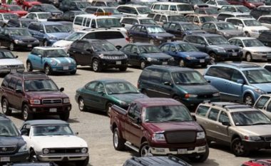 Rreth 30 mijë vetura të vjetra hynë sivjet në Kosovë