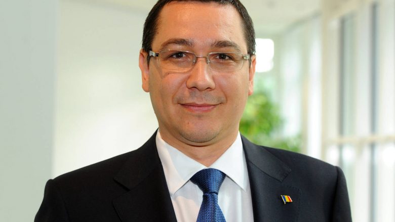 Ish-kryeministri rumun Victor Ponta merr shtetësinë serbe