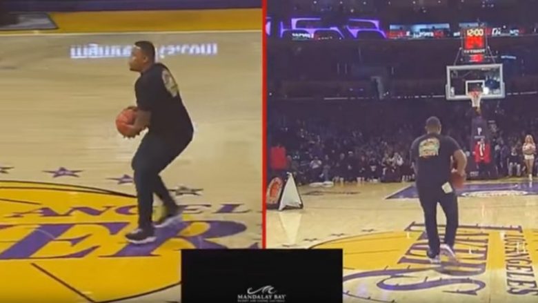 Tifozi i LA Lakers shënon nga gjysma e fushës, fiton 100 mijë dollar (Video)