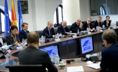 Mbahet takimi i drejtorëve politik të Ballkanit Perëndimor me përfaqësuesit e BE-së në Shkup