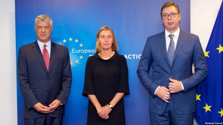 Mogherini telefonon Thaçin dhe Vuçiqin, kërkon që vrasja e Ivanoviqit të zbardhet sa më shpejt