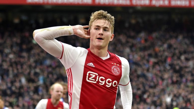 Barca mposht Juventusin për De Ligt