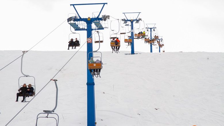 Me skijim falas fillon sezoni në Kodrën e Diellit në Tetovë