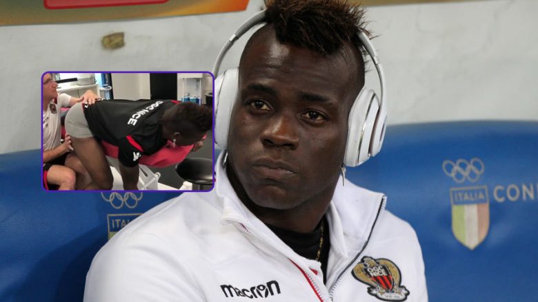 Balotelli publikon një xhirim në një pozitë të pakëndshme dhe bën shaka me veten: Nuk është ashtu si mendoni (Video)