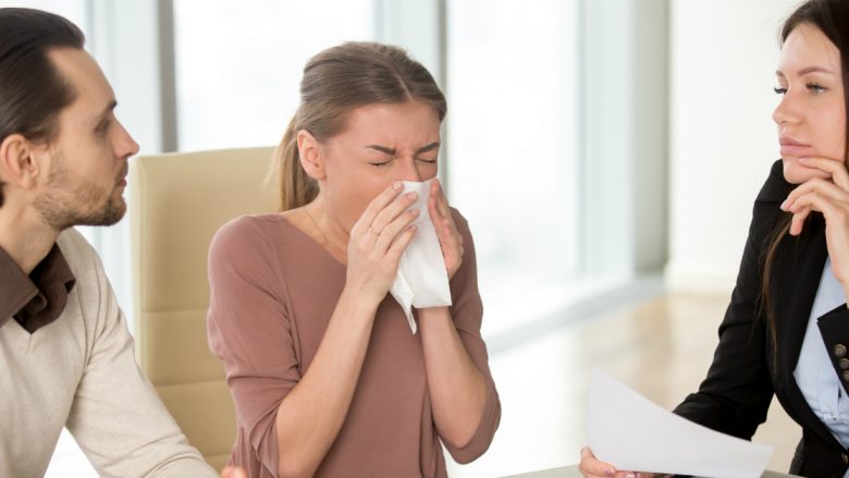 Si të dini a e keni gripin, flamën apo alergjinë