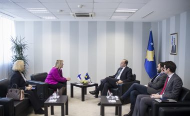 Hoxhaj u kërkon ambasadorëve të BE-së qasje të balancuar për Kosovën në strategjinë e re të zgjerimit