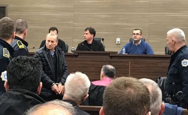 Azem Syla dëshmon në gjykimin ndaj Limajt, mohon se dinte për vrasjen dy civilëve shqiptarë