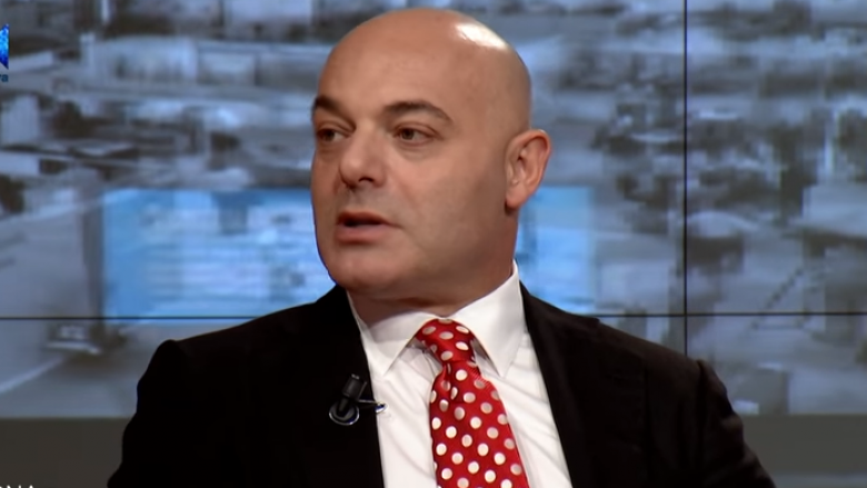 Fevziu tregon se pse politikanët kosovarë quhen komandantë (Video)
