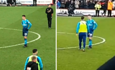 Teksa të gjithë përshëndetshin me njëri-tjetrin, Xhaka nuk e kapërdinte humbjen ndaj Bournemouthit (Video)