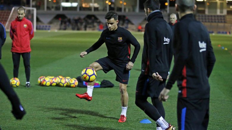 Coutinho zhvillon stërvitjen e parë me bashkëlojtarët e tij te Barcelona (Foto)