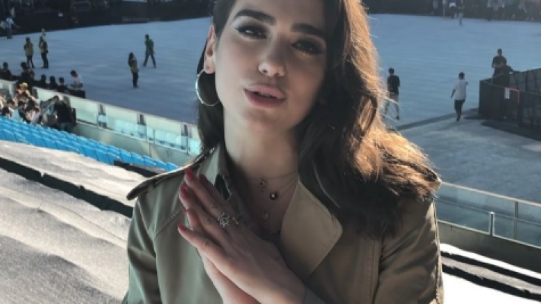 Katër vjet më parë përdori shprehje raciste, Dua Lipa sot kërkon falje publike