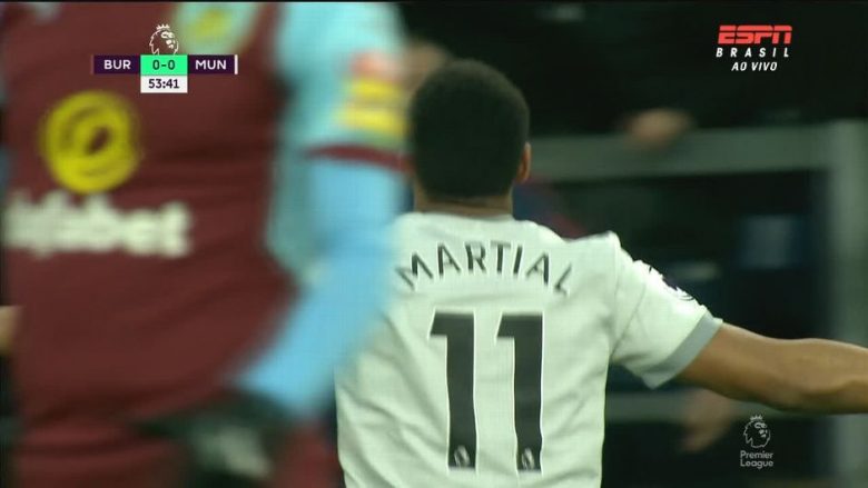 Martial i jep epërsinë Unitedit ndaj Burnleyt (Video)