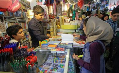 Në Iran kërkohet ndalimi i mësimeve në gjuhën angleze