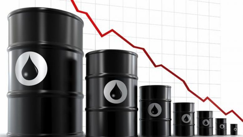 Çmimi i naftës vazhdon të bie