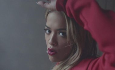 Rita Ora me dy këngë në TOP 5 e këngëve më të shiturave për javën e parë të vitit 2018 (Foto/Video)