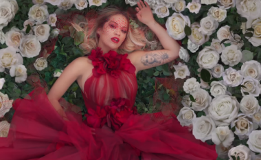 Rita Ora ka sjell klipin e këngës “For You” (Video)