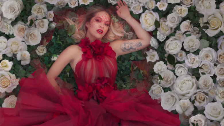 Rita Ora ka sjell klipin e këngës “For You” (Video)