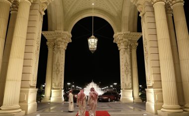 Arabia Saudite mbyll burgun ‘hotel’ Ritz-Carlton