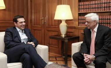 Takohen kryeministri dhe presidenti i Greqisë për zhvillimin e negociatave për emrin