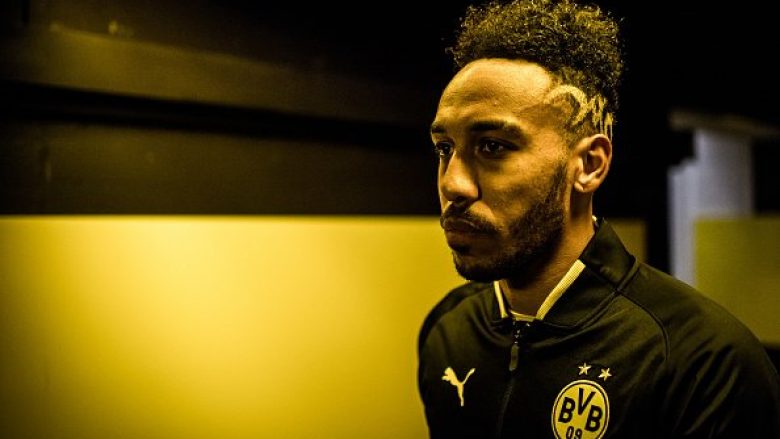 Wenger konfirmon bisedimet për Aubameyang