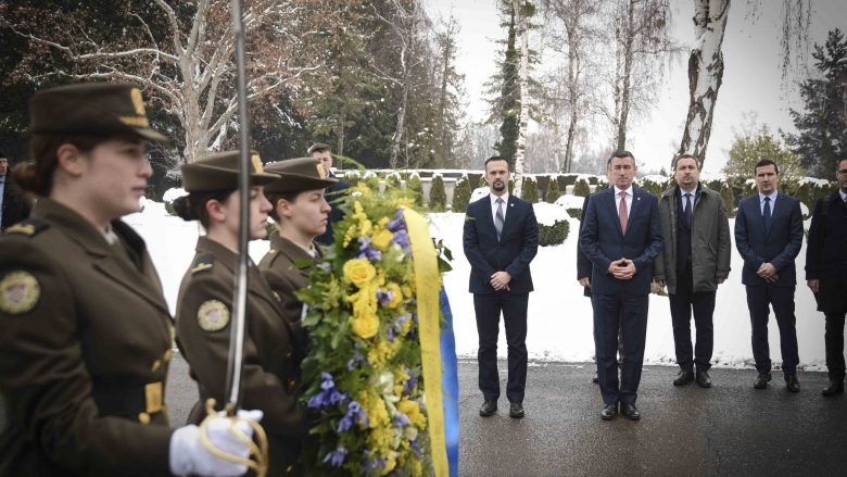 Veseli nderon heronjtë e Kroacisë