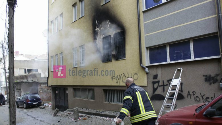 Policia jep detajet nga djegia e një banese në Prishtinë (Foto)