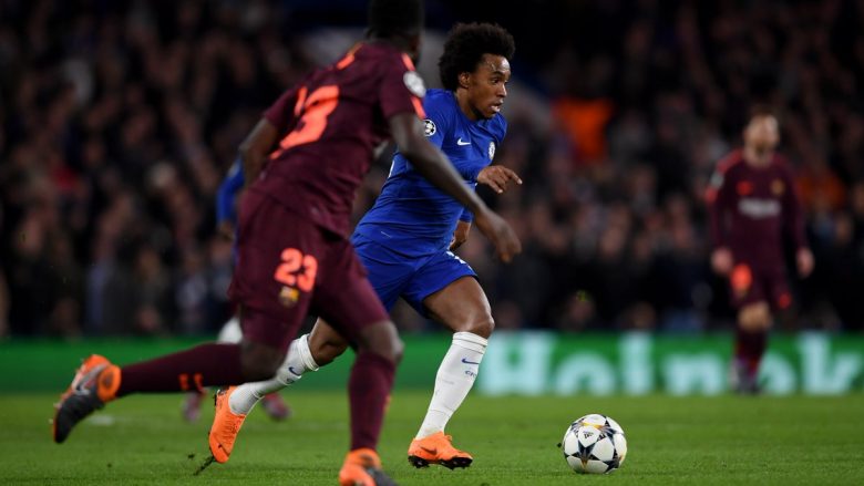 Willian dridhi Barcelonën duke ia goditur dy herë shtyllën (Video)