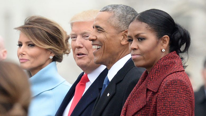 Michelle Obama zbulon dhuratën e parë që mori nga Melania Trump (Foto)