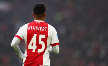 Barça vëzhgues në Holandë për Ajaxin, sytë edhe nga Kluivert