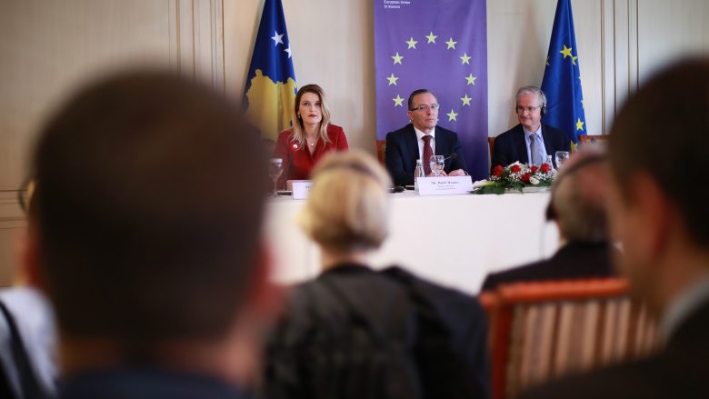BERZH i jep Kosovës 39.9 milionë euro për infrastrukturën hekurudhore