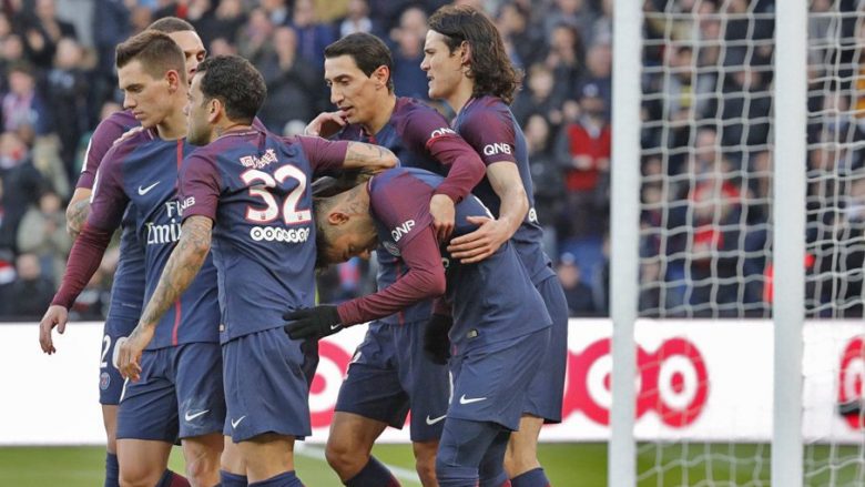 PSG vazhdon dominimin në Ligue 1, shkatërron Strasbourgin – Neymar shënon supergol (Video)