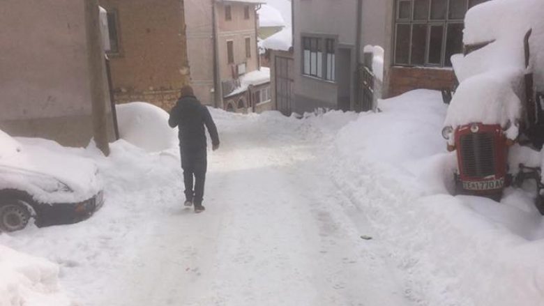 Në Shipkovicë nuk janë pastruar rrugët nga dëbora (Foto)