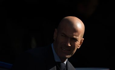 Zidane: Atmosfera në zhveshtore është e mirë, këtë e tregoi edhe gjesti i Ronaldos me Benzeman