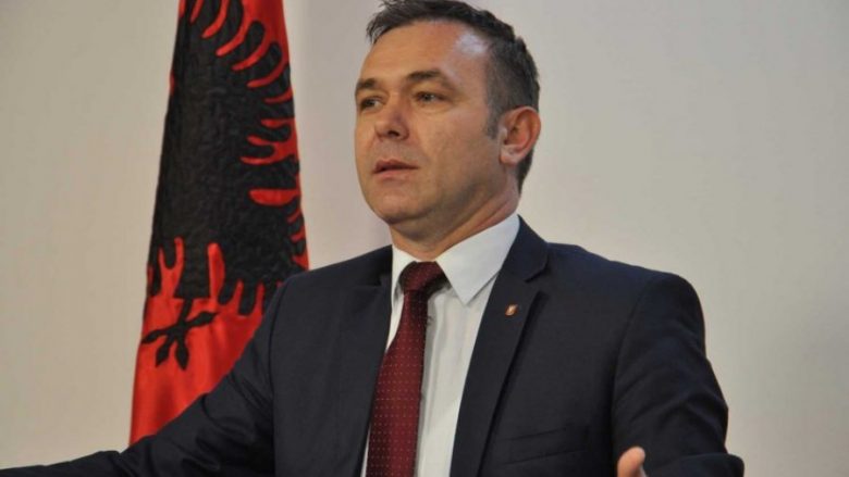 Rexhep Selimi refuzon medaljen nga Thaçi: I shiti idealet e UÇK-së