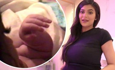 Kylie Jenner bëhet nënë, zbulon se pse e mbajti të fsheshur shtatzëninë (Foto)