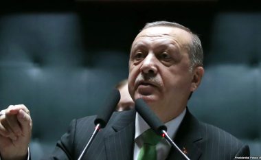Erdogan: Një helikopter turk është rrëzuar nga kurdët