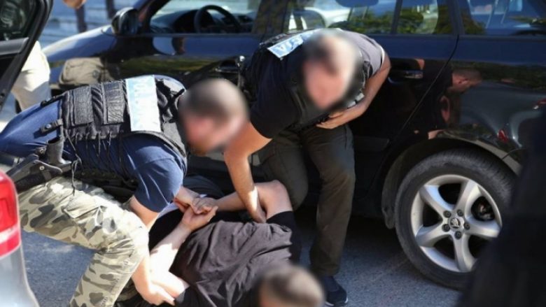 Goditet grupi kriminal në Shkodër, arrestohen shtatë persona